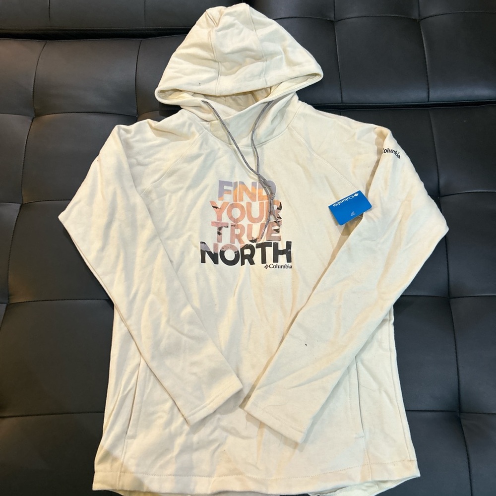 Columbia white and cream hoodie - perfect for a casual look #hoodies
